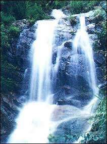 兴华禅寺山景瀑布.jpg